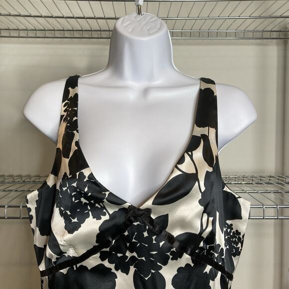 Alexia Admor Women's Black White‎ Floral Satin Dress Size M Old Money Refined - Picture 7 of 11